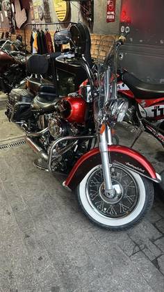 HARLEY-DAVIDSON SOFTAIL HERITAGE CLASSIC 